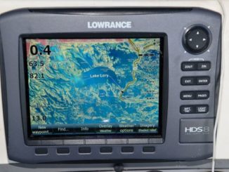 The Standard Mapping E-card allows anglers to zoom in from area coverage to such detail that even individual trees are visible on the screen.
