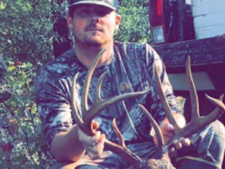 Kenneth Miller dropped this big Sabine Parish 10-pointer on Oct. 26. The buck green-scored 154 inches.