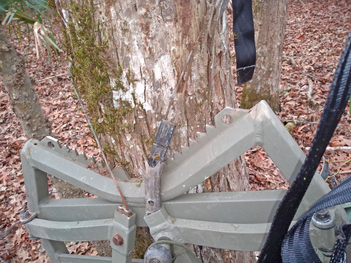 Rust or corrosion can cause problems with the basic struts and supports on tree stands.