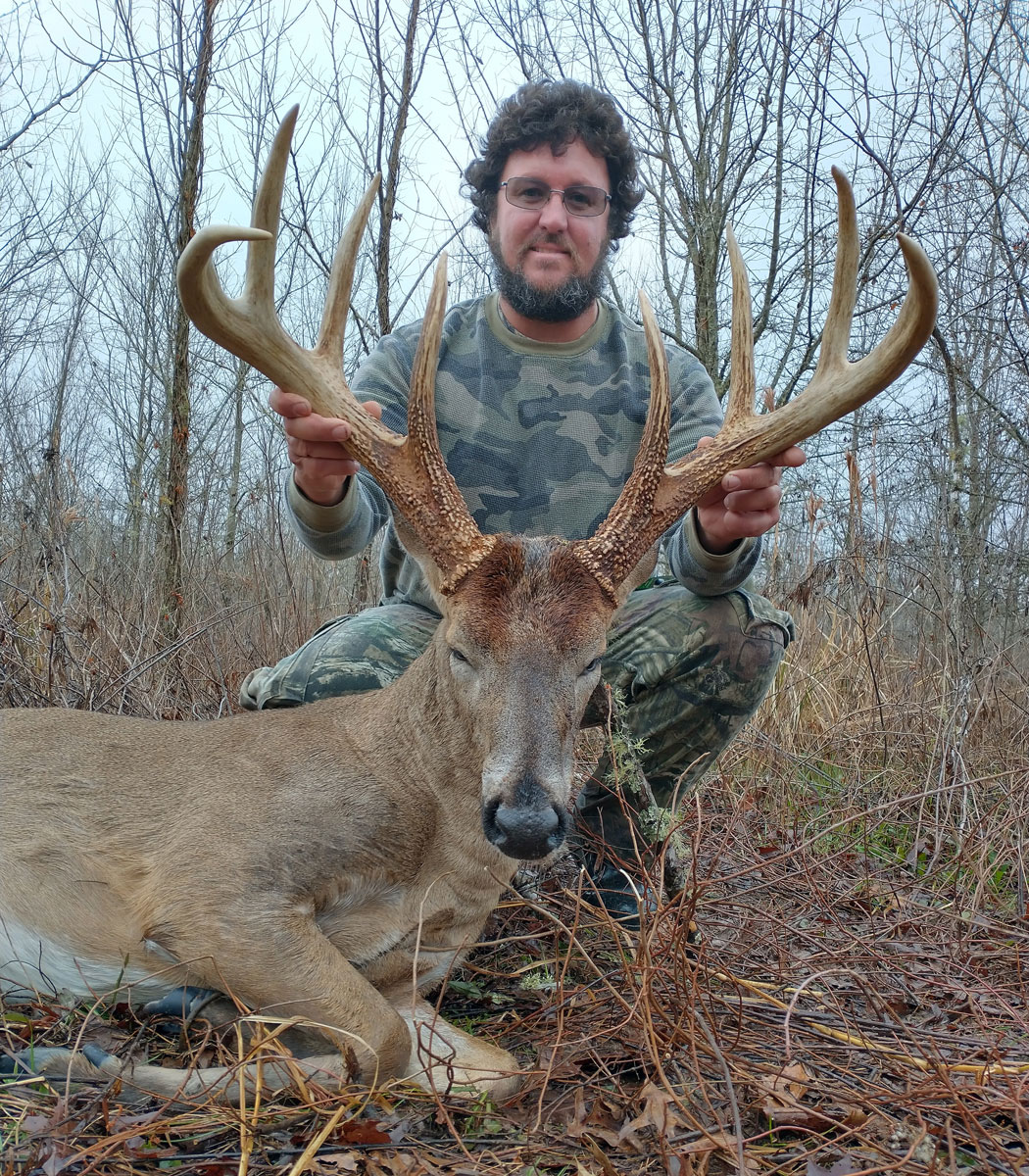 Joey Woodard and his big Natchitoches Parish 8-point buck.