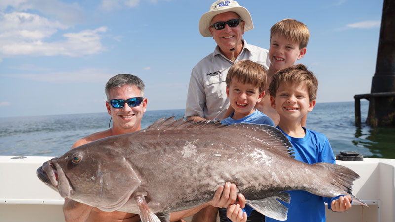 Family lands giant gag grouper