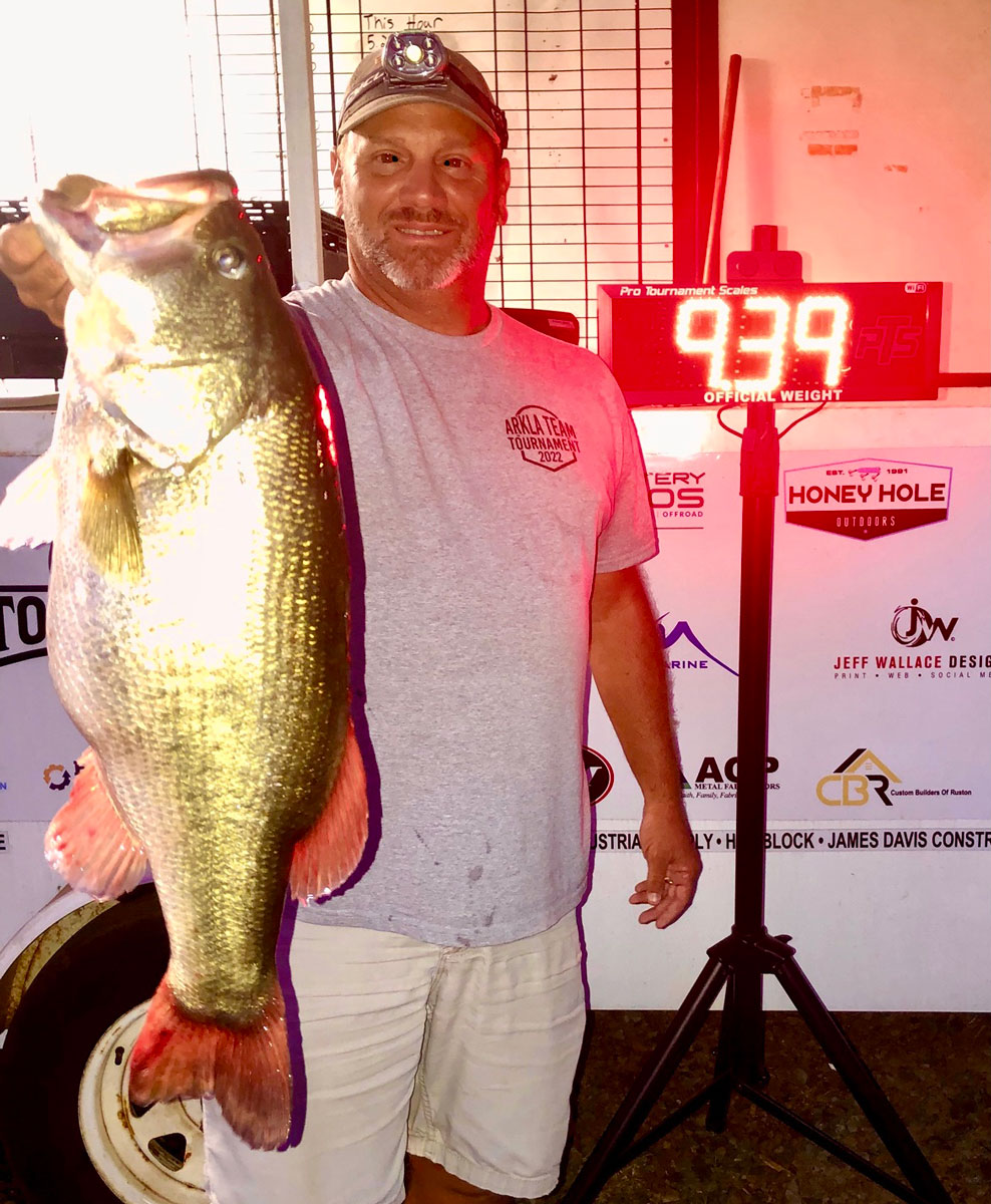 Craig Kolb’s 9.39 whopper almost topped the 10 pound mark.