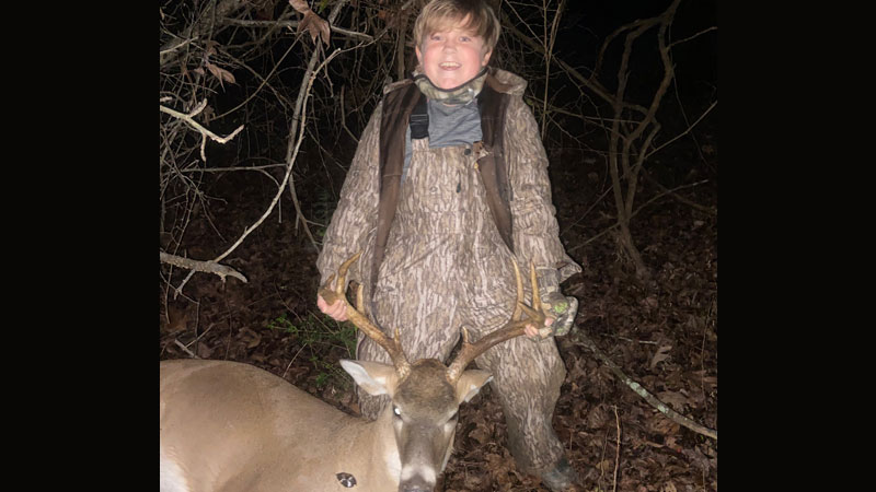 Brody Vines gets 9-point buck
