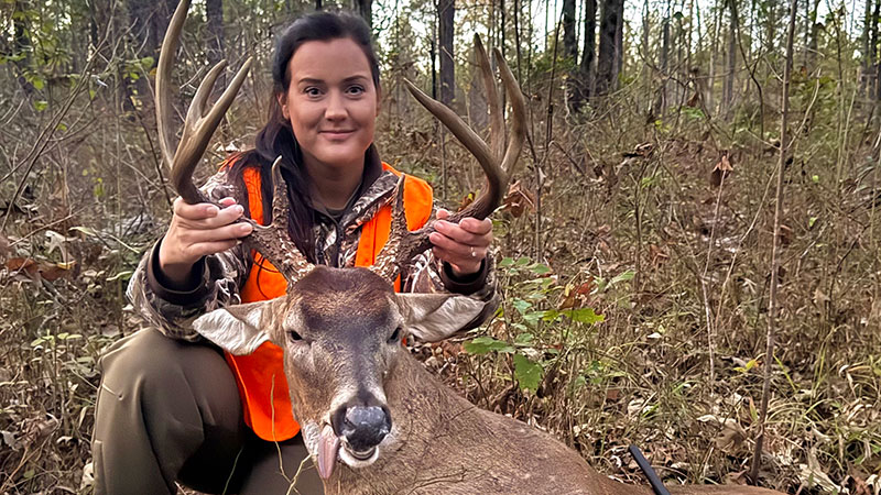 Alexys Laprairie got this Thanksgiving evening buck on Nov. 27, 2025 in Grant Parish, Area 2!