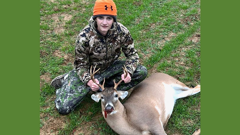 Tyler Tunnard's first buck