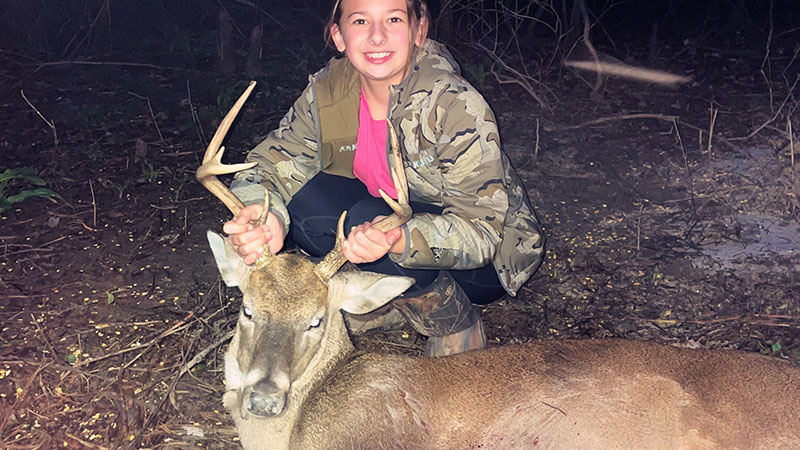 Mallory Belaire, 10, put the smack down on Jan. 10, 2026 and killed her first buck while hunting with her dad, Max Belaire, at their camp in the Atchafalaya Basin in Catahoula (Saint Martin Parish).