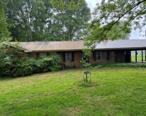 6193 REEVES RD, SMITHDALE, MS – $79,000