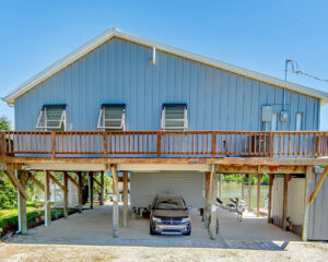 Camp-Fully Furnished on Bayou in Chauvin, LA