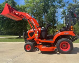 Kubota Lawn Tractor with Removable Deck-90hrs