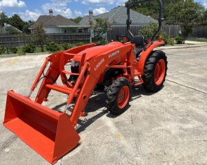 Kubota L2501 Diesel Tractor 25HP 4WD Loader Only 371 Hours! No Emissions! Excellent Condition!