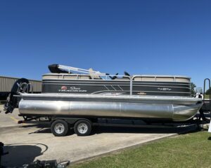 2023 SUN TRACKER PARTY BARGE 22 XP3 – #18380