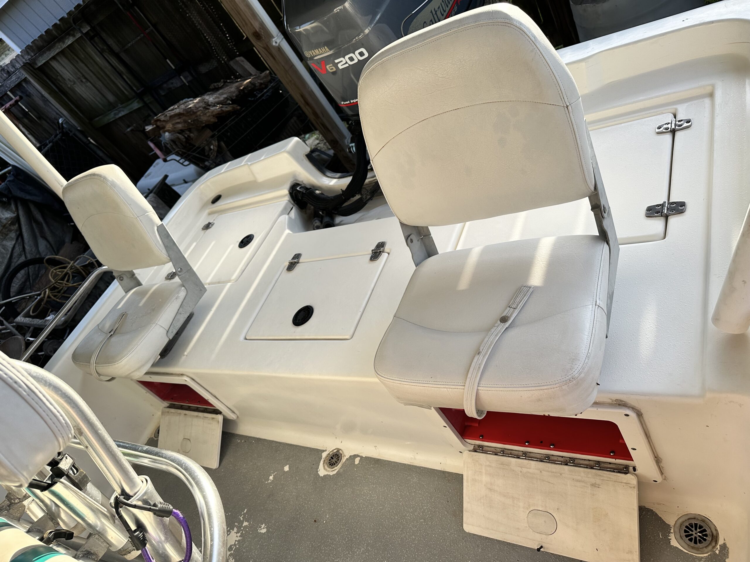2002 Blazer Bay Boat 2270 – Yamaha 200 Saltwater OX66 (495 hrs)
