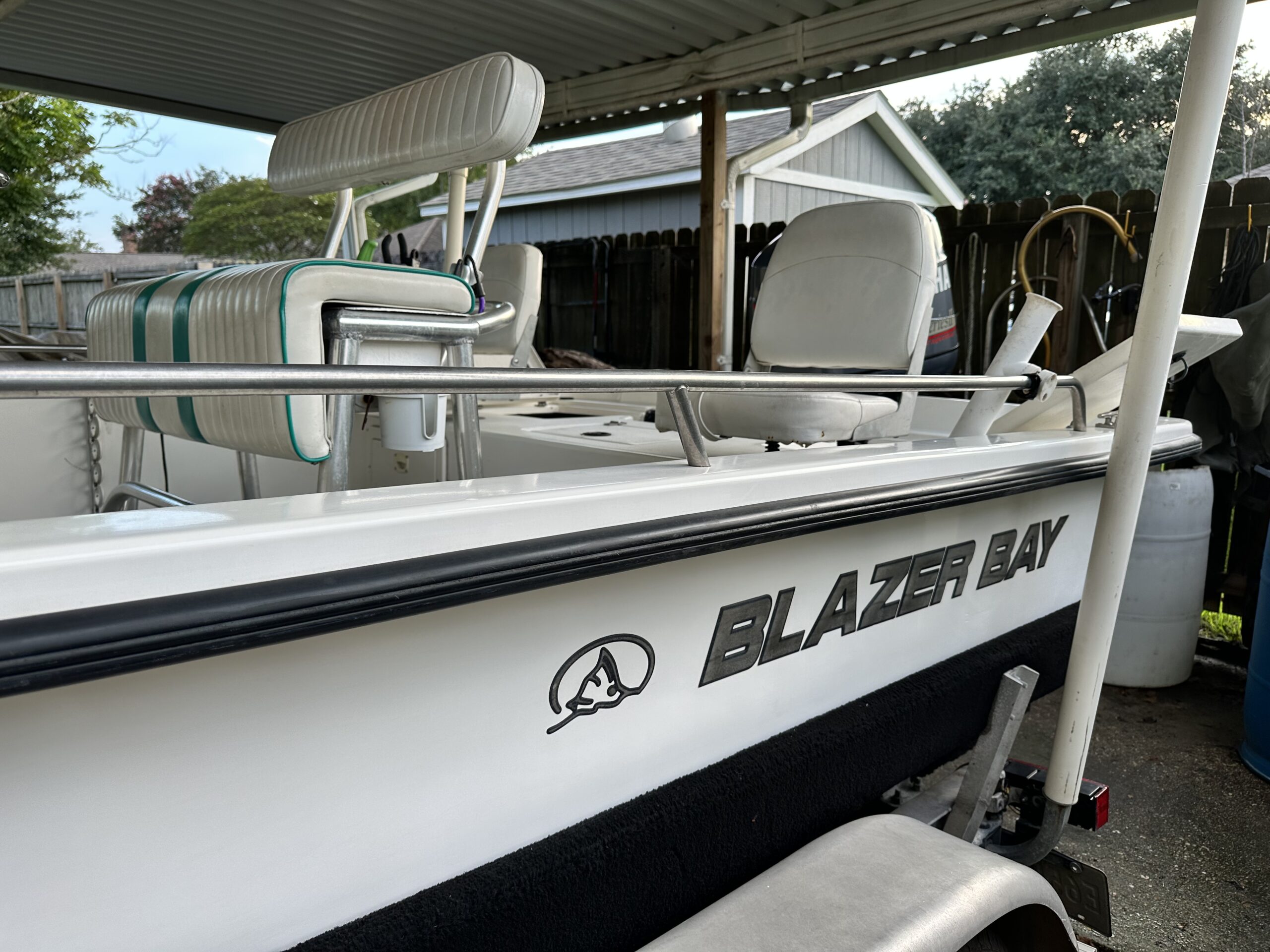 2002 Blazer Bay Boat 2270 – Yamaha 200 Saltwater OX66 (495 hrs)