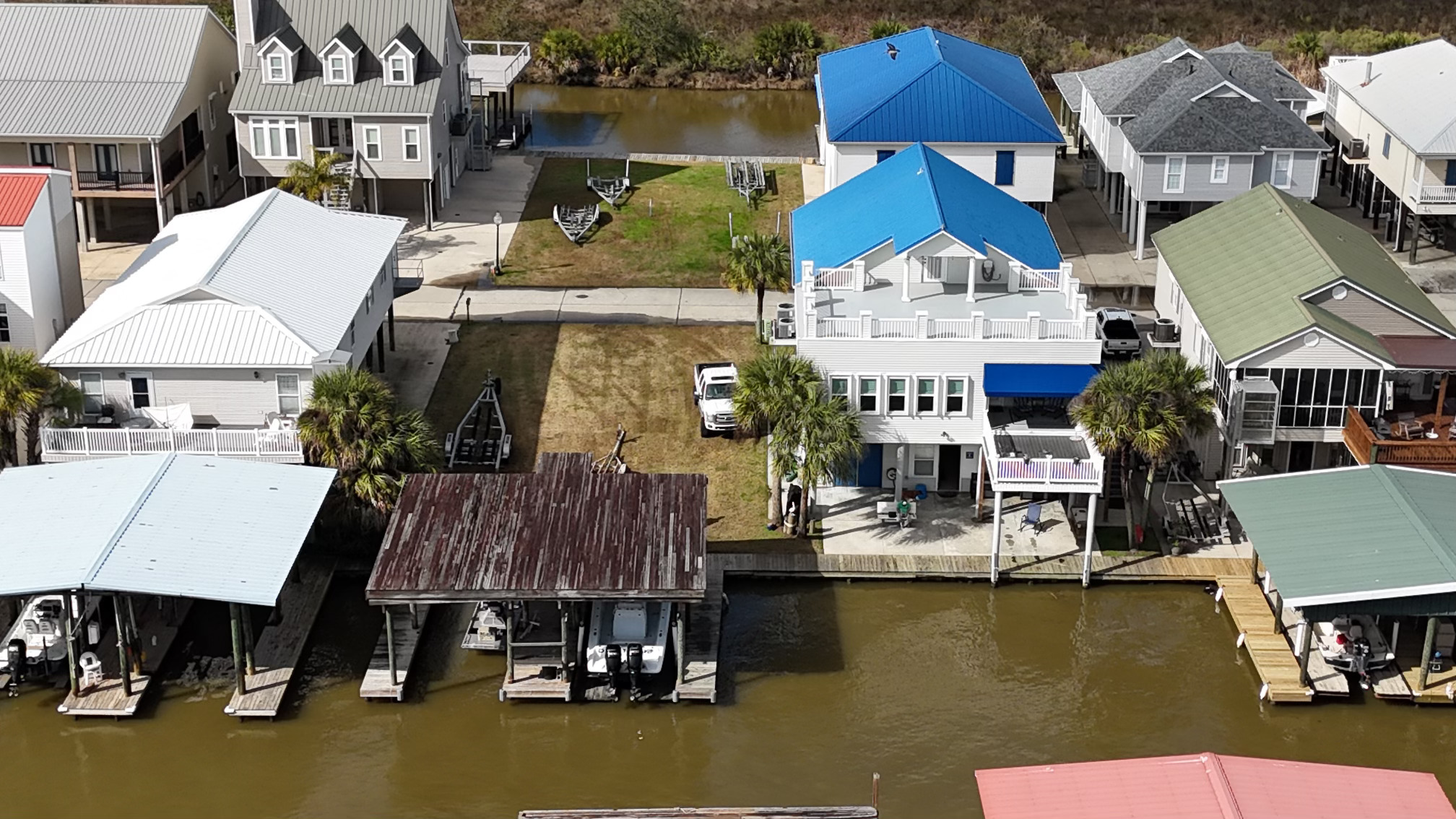 Fisherman’s Retreat Camp For Sale