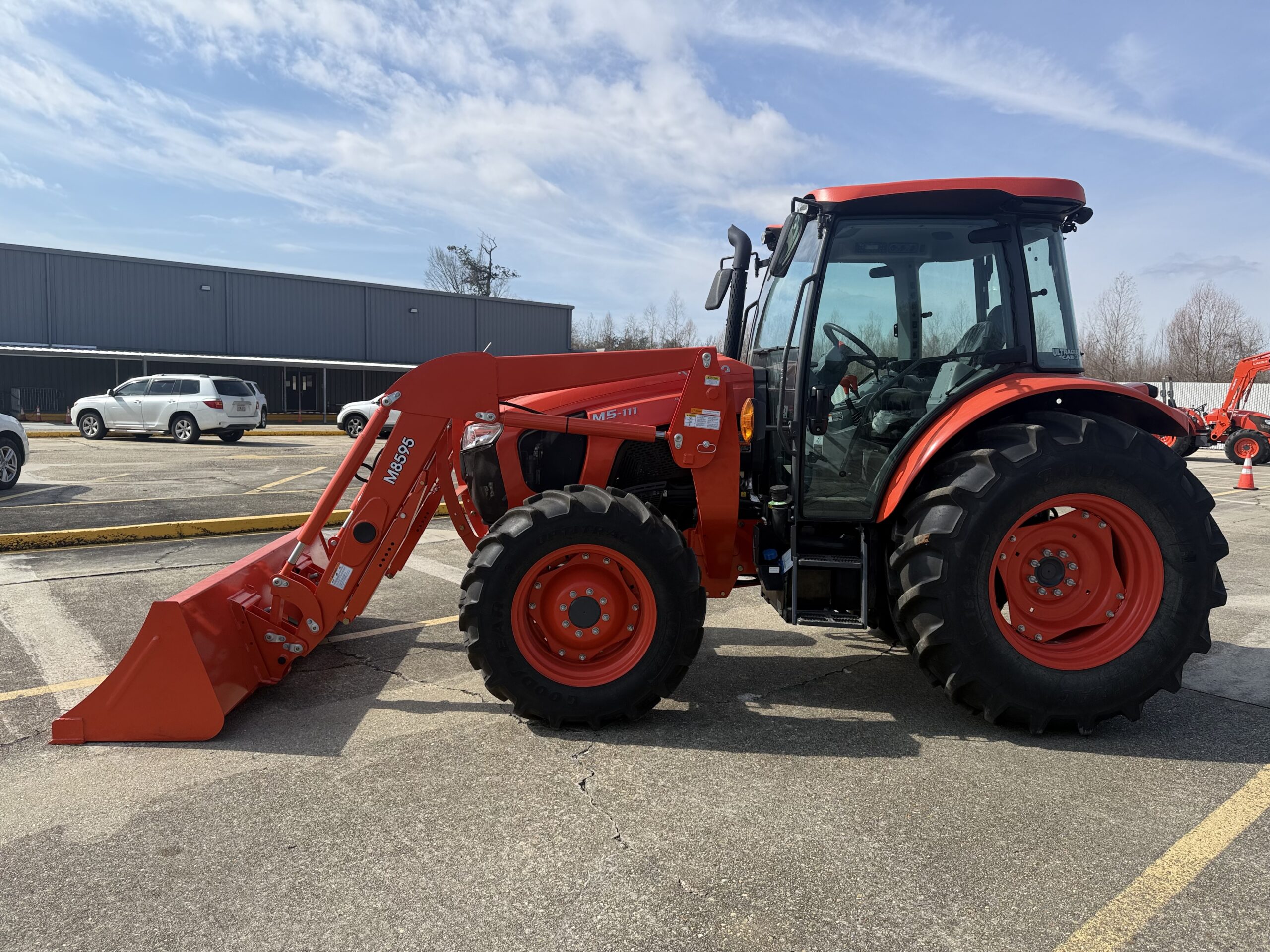 Kubota M5-111 CAB/AC Tractor 105HP Only 524Hrs! Warranty Till Almost 2030!! 4WD Loader Hydraulic Shuttle Dual Remotes!