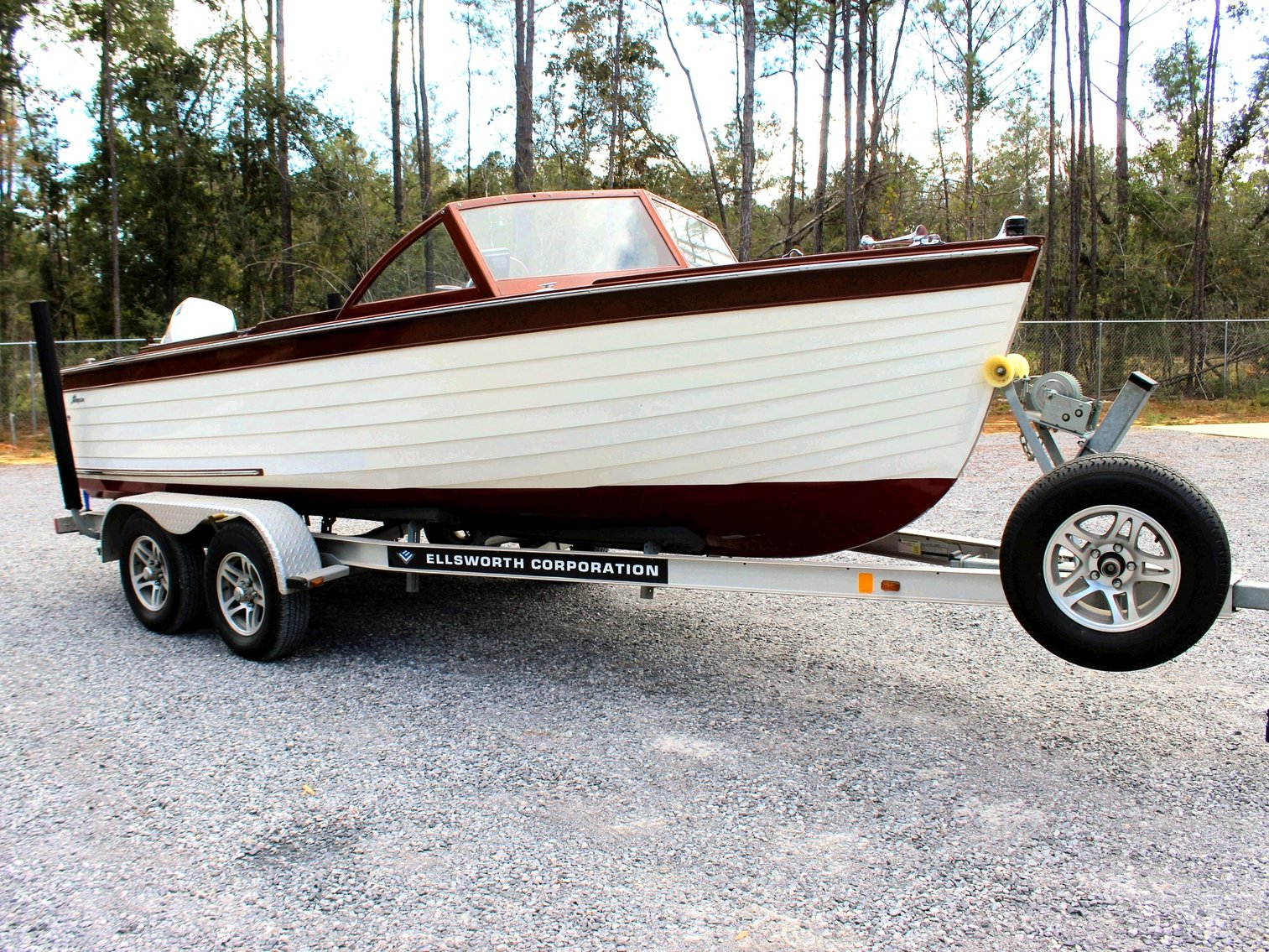 4.30.26 | #9547 • CLASSIC 18’ WOODEN RUNABOUT BOAT w/ JOHNSON 115 FASTSTRIKE, TRAILER & COVER