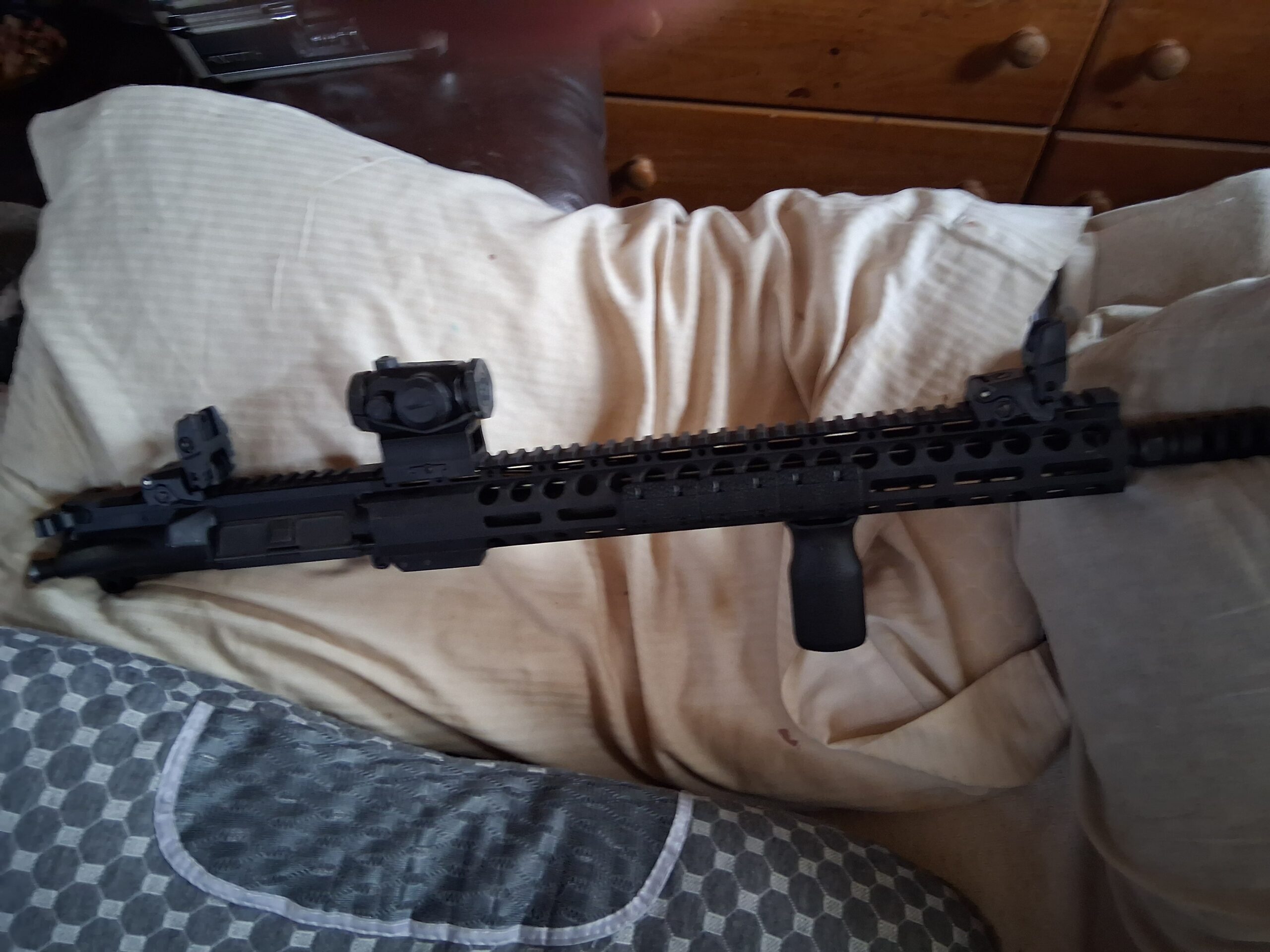 Trade AR-15 uppers for AR-15 Lower to choose from 300 Blackout or multi-cal 556/223 500