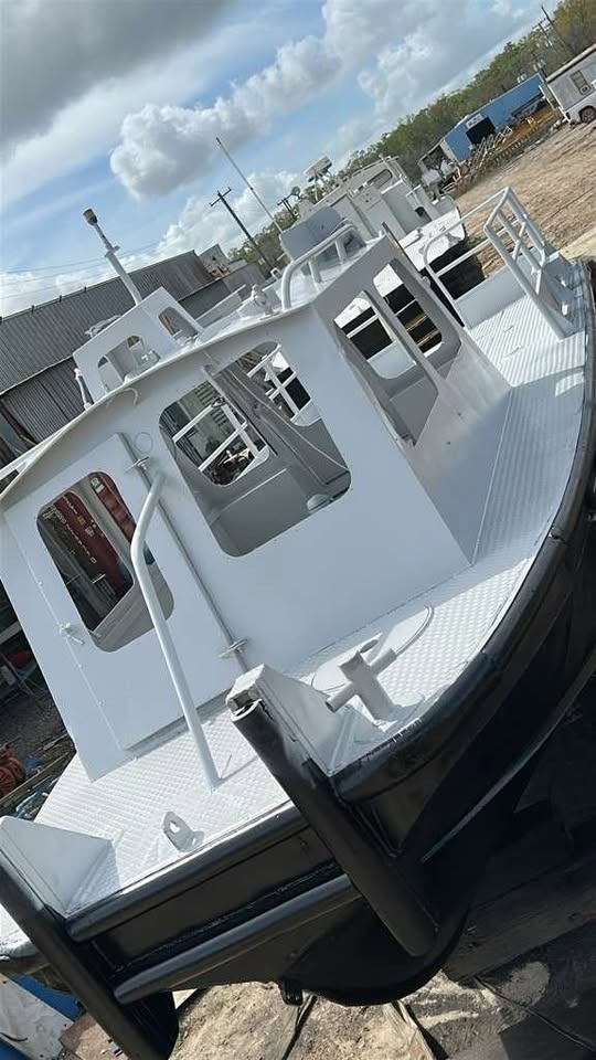 4.23.26 | Marine Auction | #106 • 26′ ALUMINUM CREW BOAT