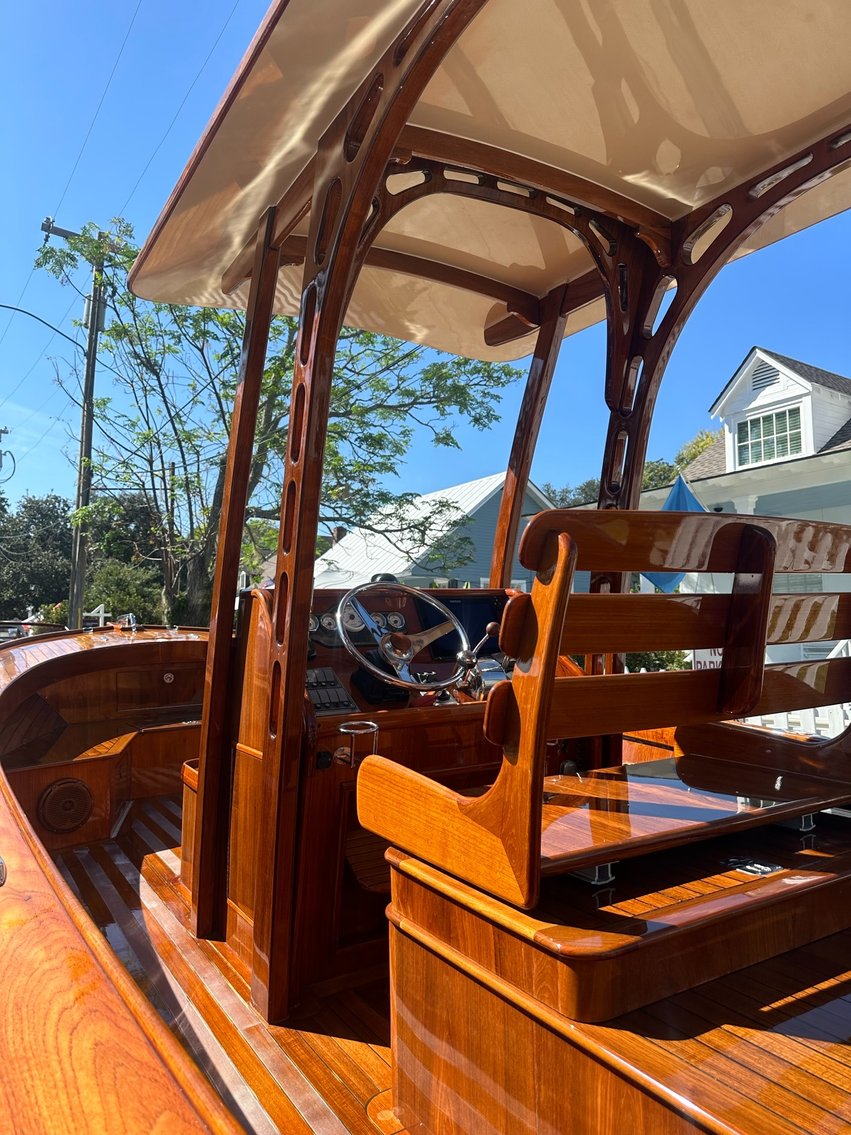 4.30.26 | #9049 • “SWEETHEART” – CUSTOM MONOMOY 24′ CENTER-CONSOLE | HIGH-PERFORMANCE SHALLOW