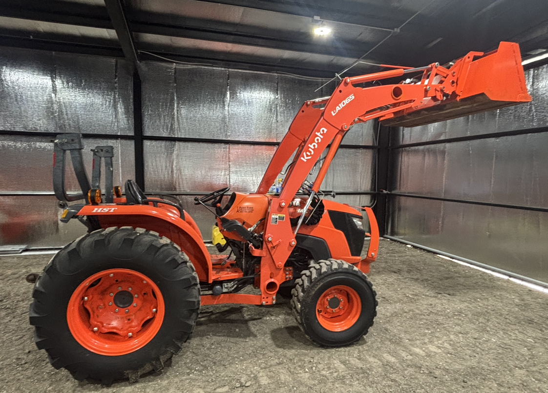 54Hp Kubota Tractor-HST- Bmt, TX