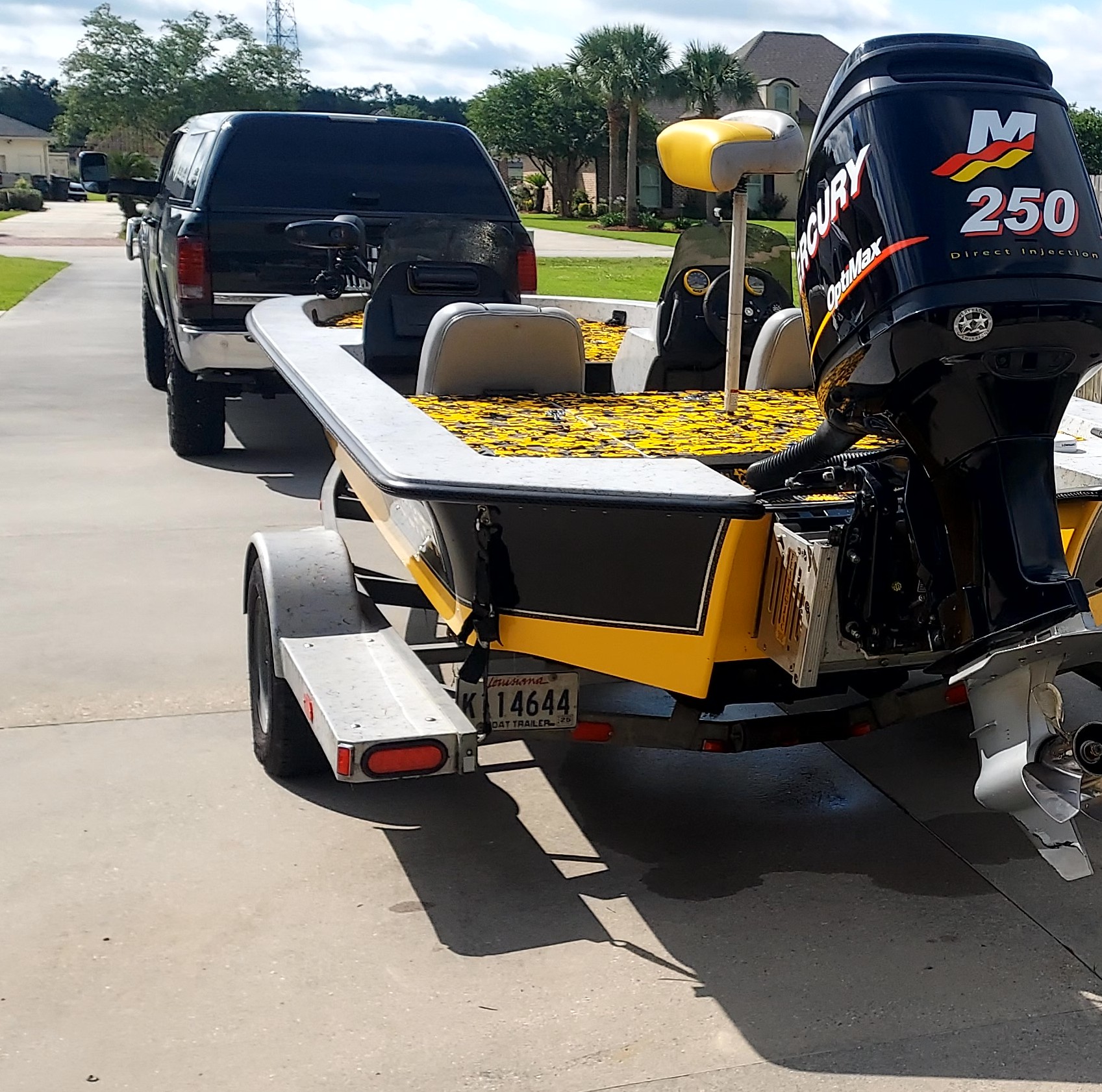 2003 Rocket/Sanders Boat