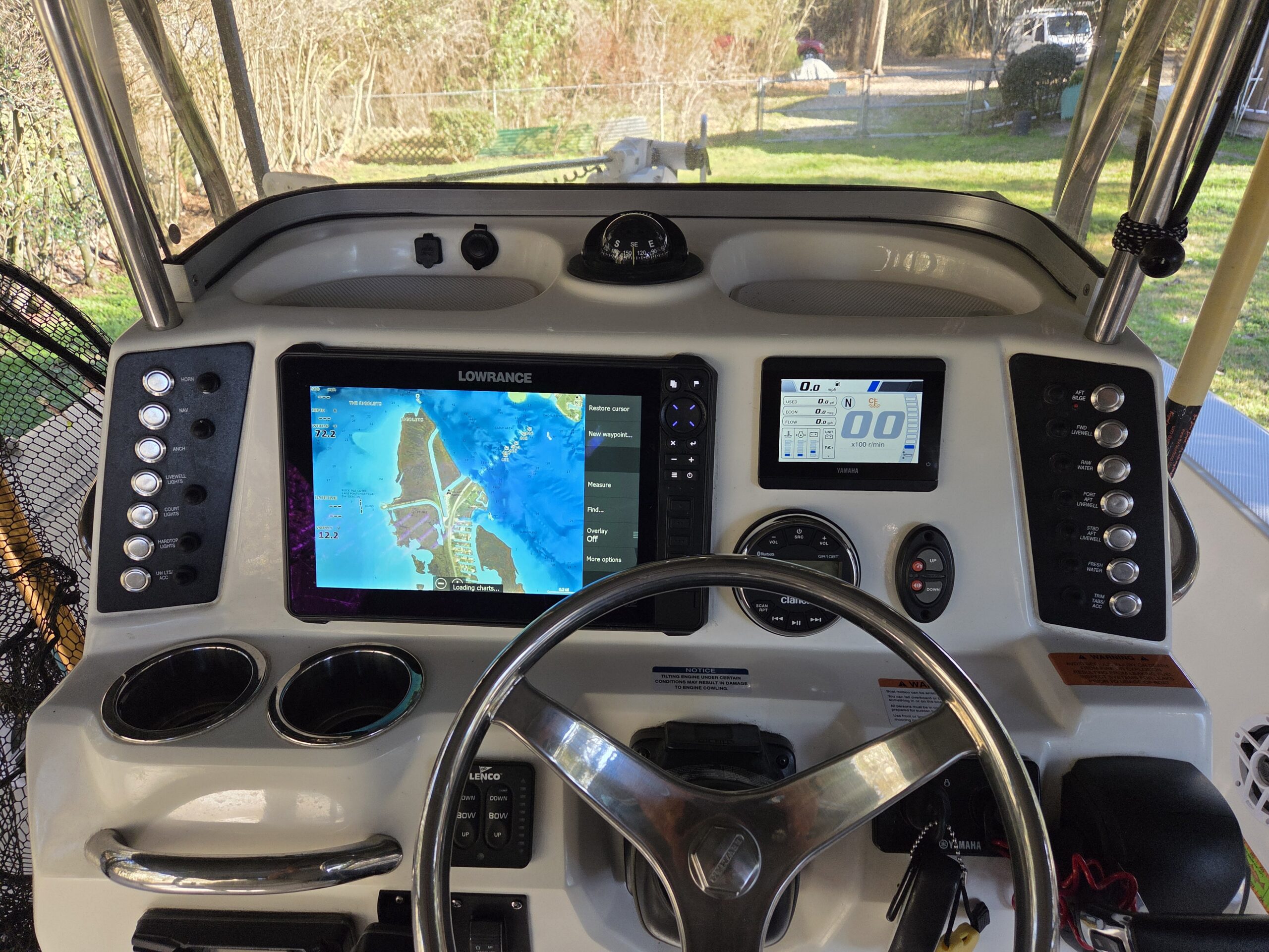 2022 Robalo Cayman 226