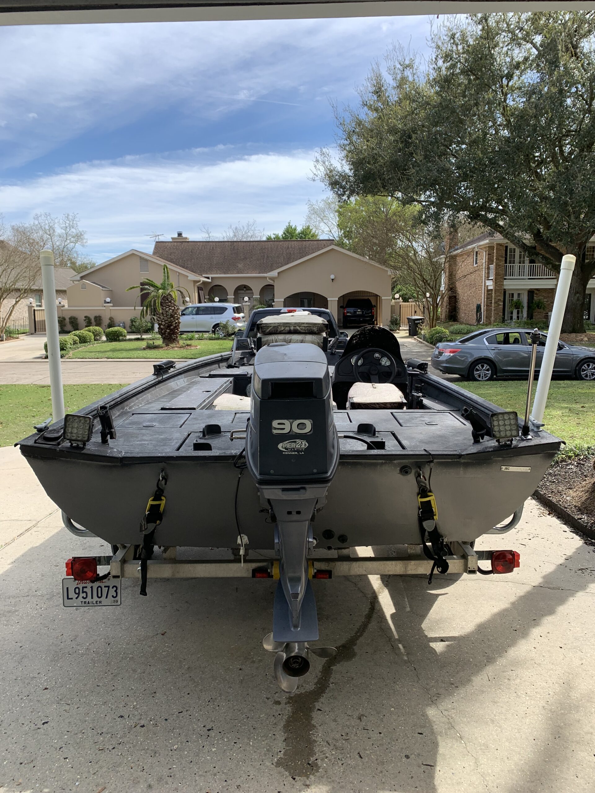 2006 XPRESS 18′ Aluminum Fishing & Hunting Boat w/ Yamaha 90HP – TURN KEY
