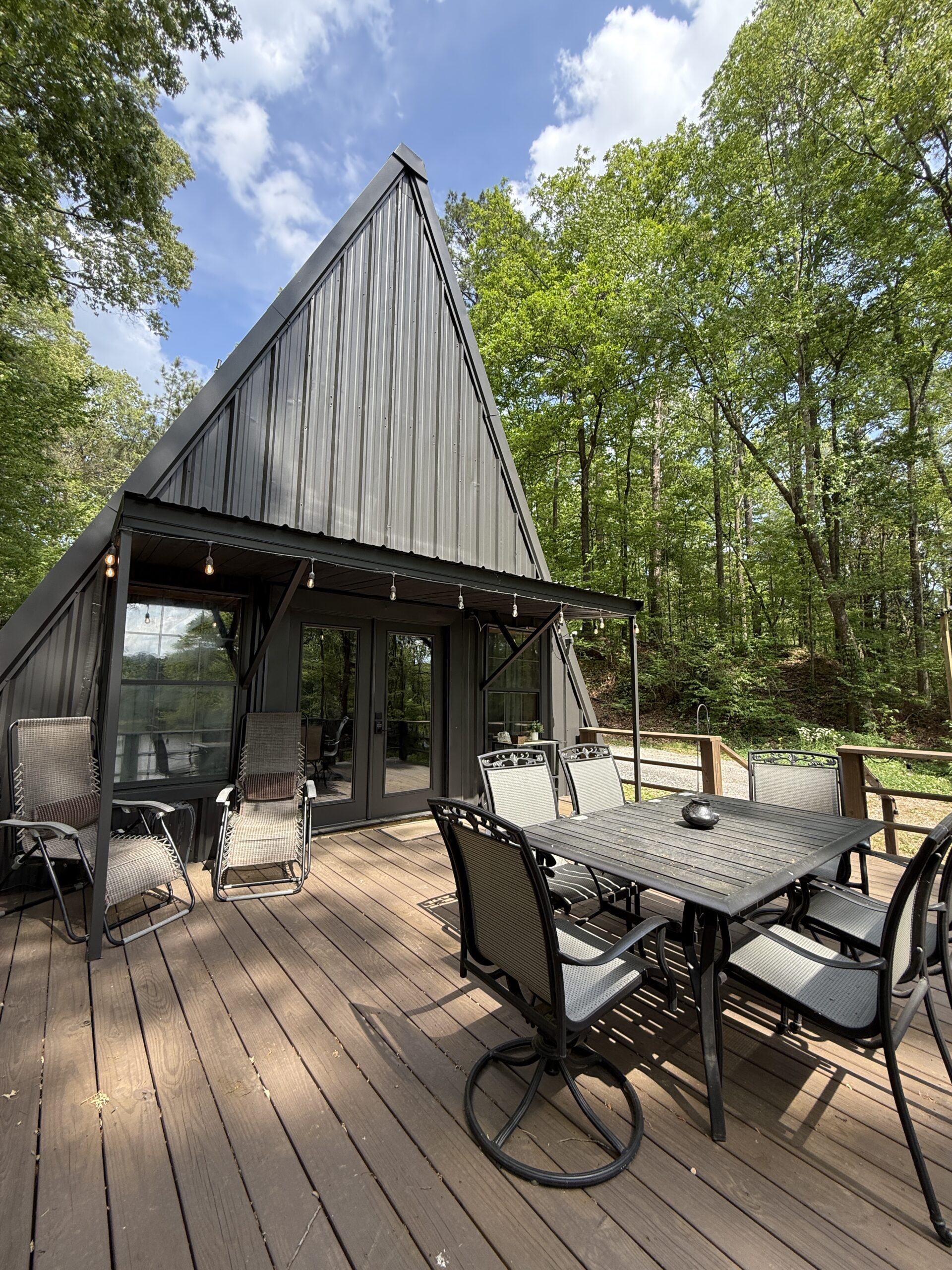 118 TURKEY CREEK RD, NATCHEZ, MS 39120 – $439,000