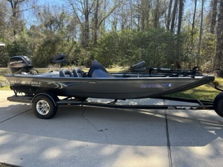 2014 18′ War Eagle Predator