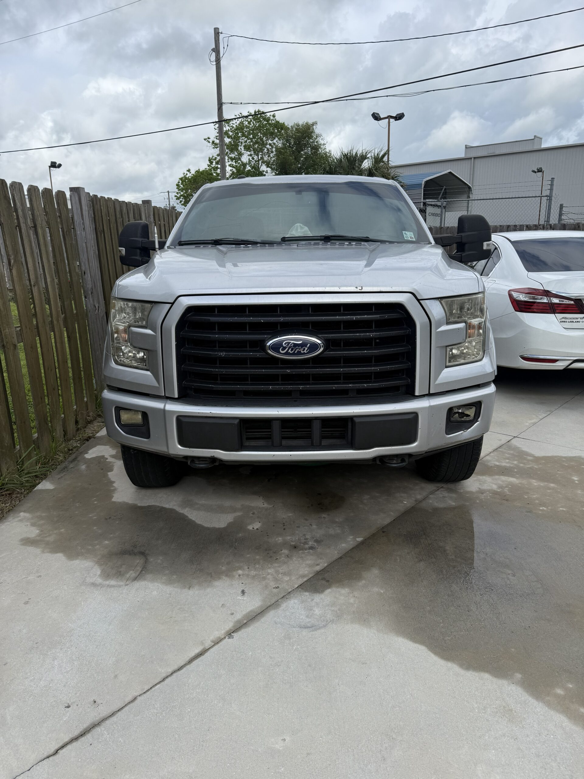 2016 Ford F150 Super Cab XLT Pickup 4D 6 1/2 ft
