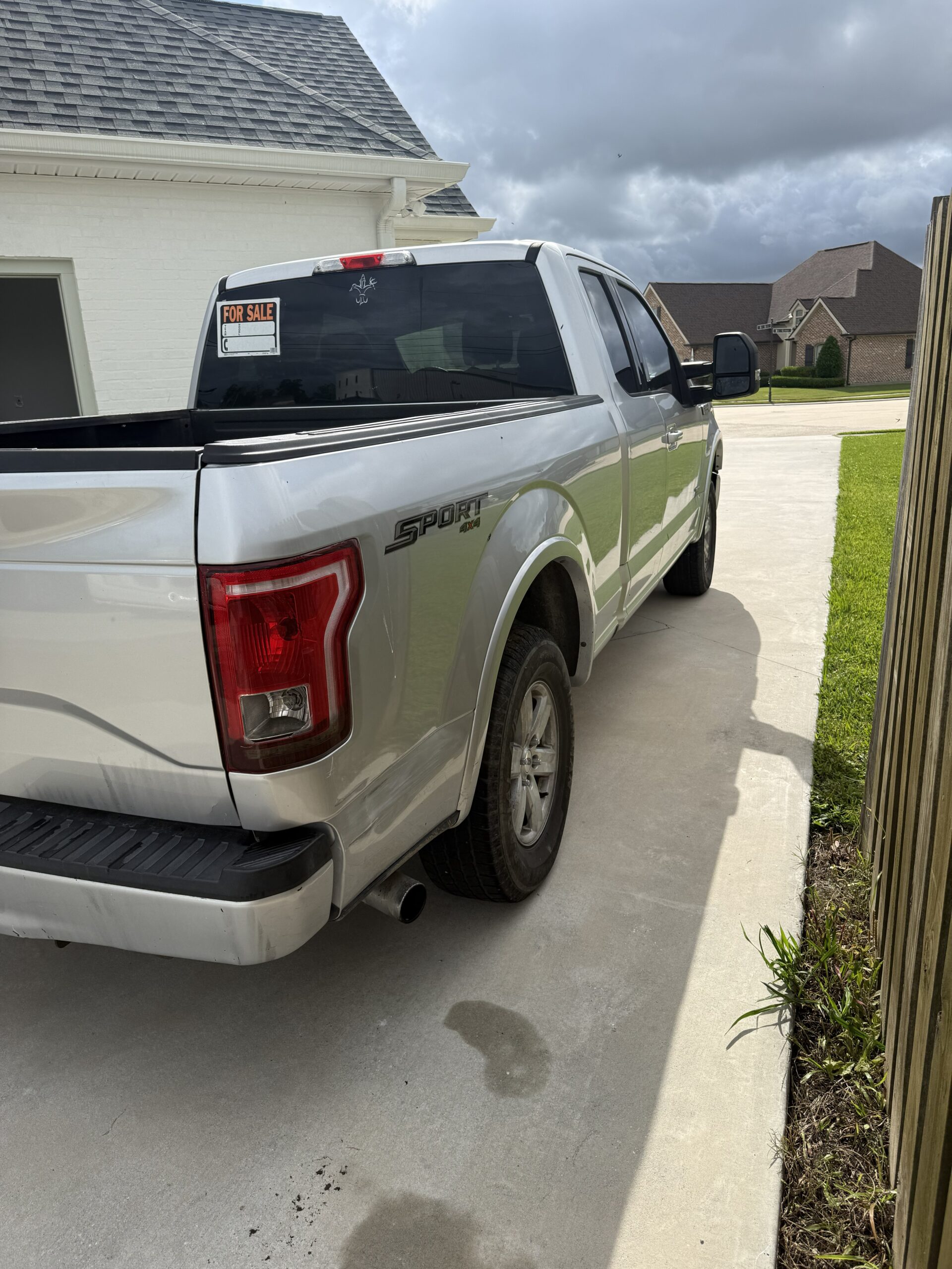 2016 Ford F150 Super Cab XLT Pickup 4D 6 1/2 ft