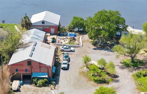 Goose Bayou, Lafitte
