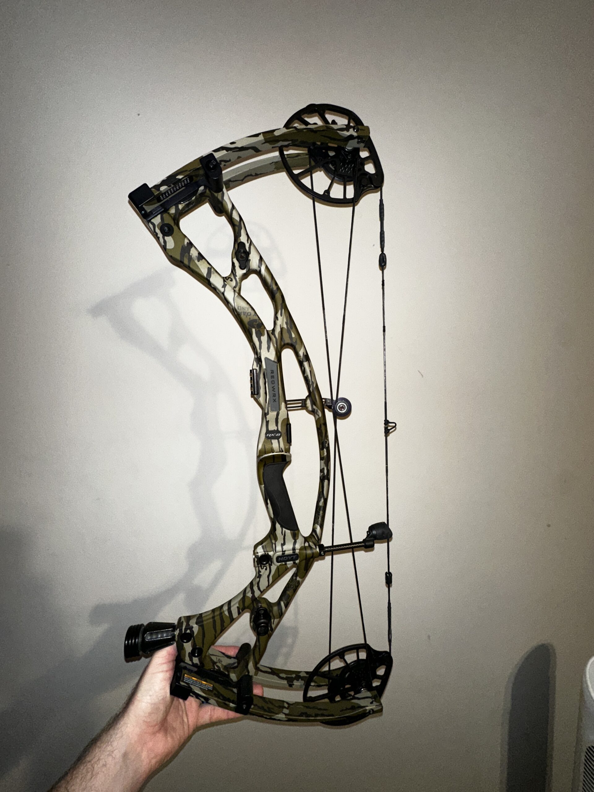 Hoyt RX8 70# 25/30” Bottomland