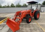 Kubota MX5800 Tractor 61HP 3rd Function Dual Remotes 4WD Loader HST Only 678 Hrs!