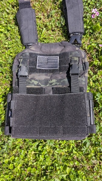 HRT Rac with Accessories including Level IV front and back plates with Level IIIA side armor.