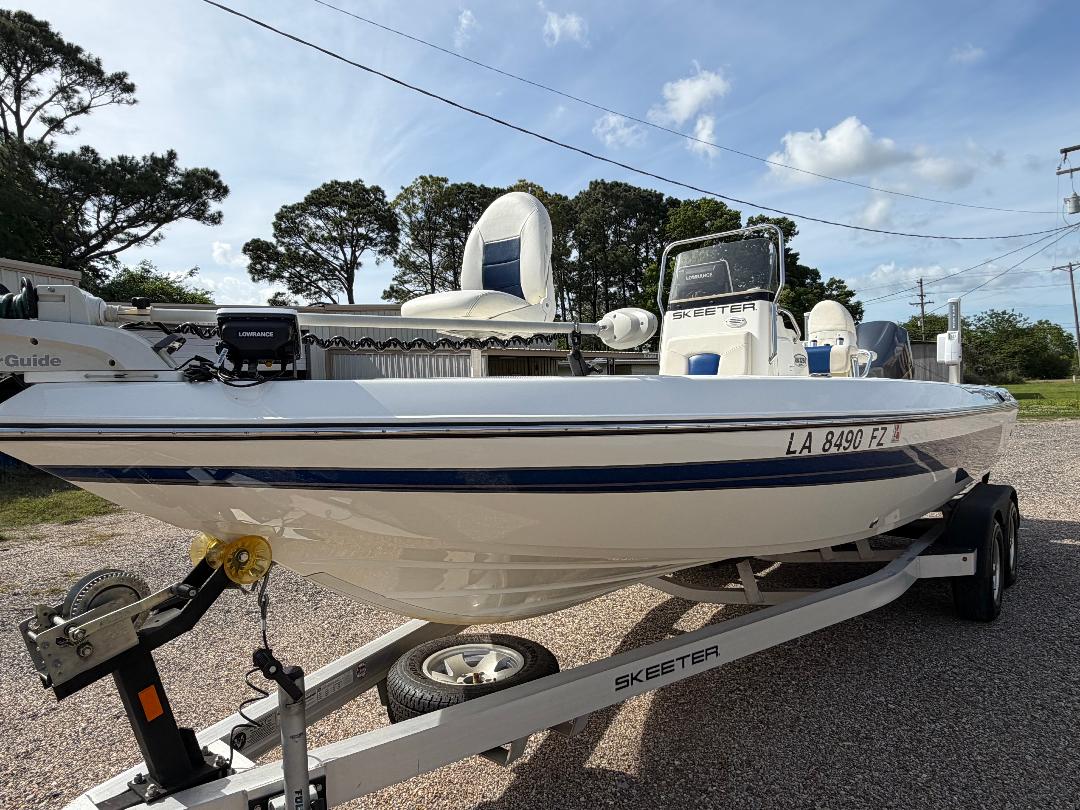 2012 Skeeter ZX2250 ( 228 hrs )