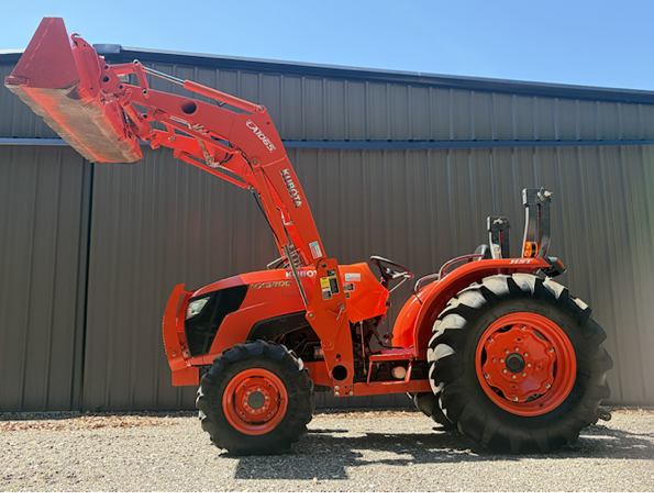 55hp Kubota Tractor HST/300hrs- Bmt, TX