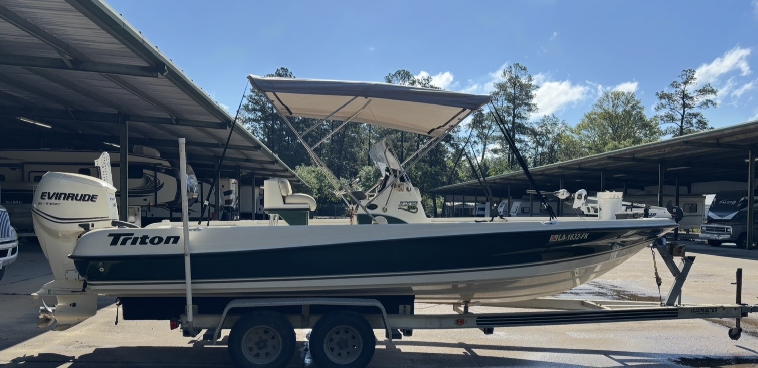 Triton 220 LTS