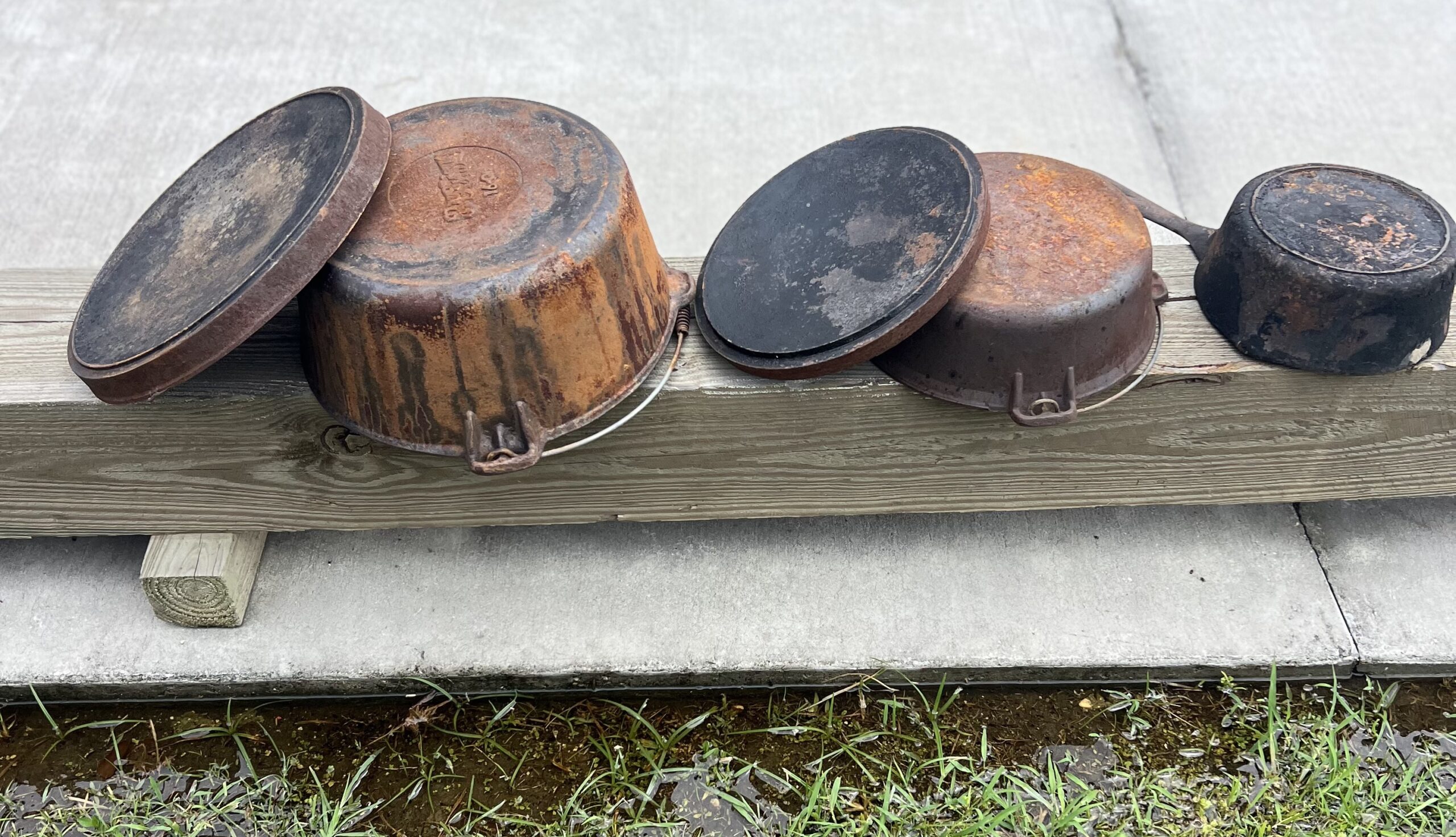 Cast Iron Pots (set of 3)