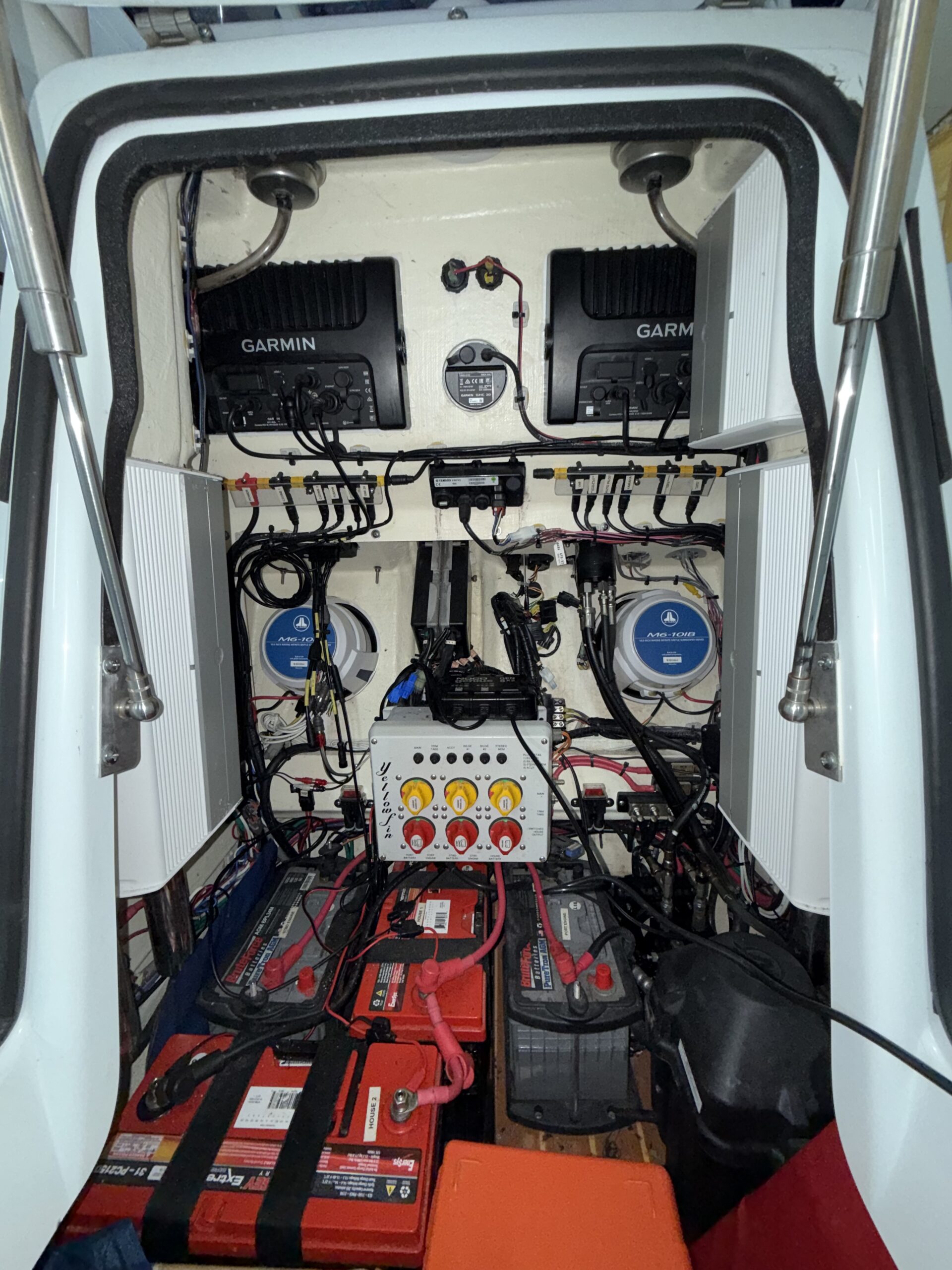 Yellowfin 26