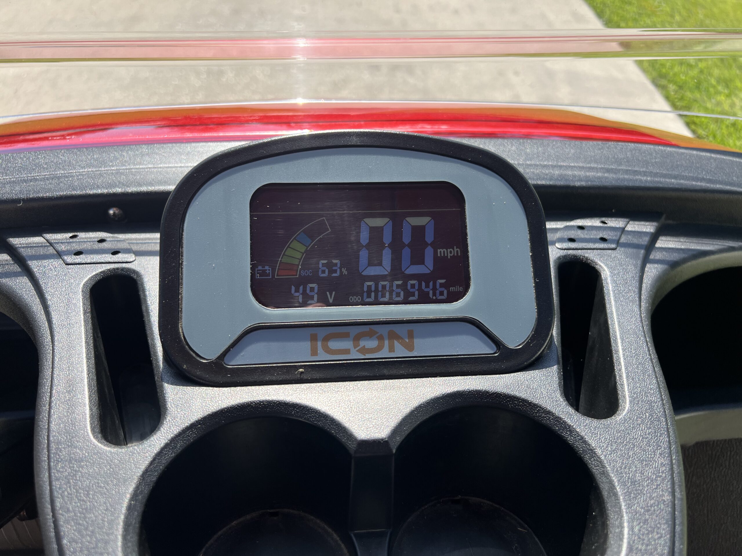 2022 Icon Electric Golf Cart