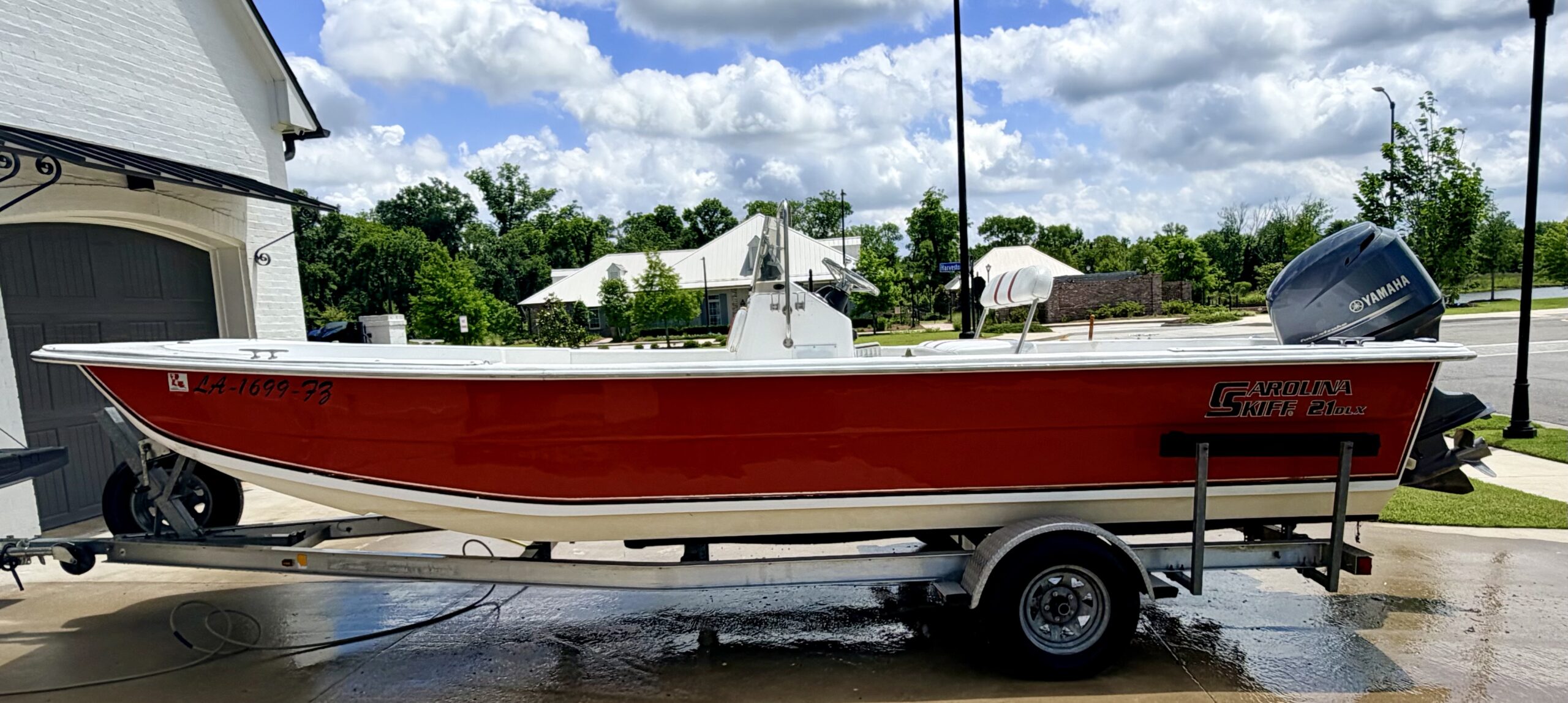 21 Foot Carolina Skiff with 115 HP 4-Stroke Yamaha and Aluminum Trailer