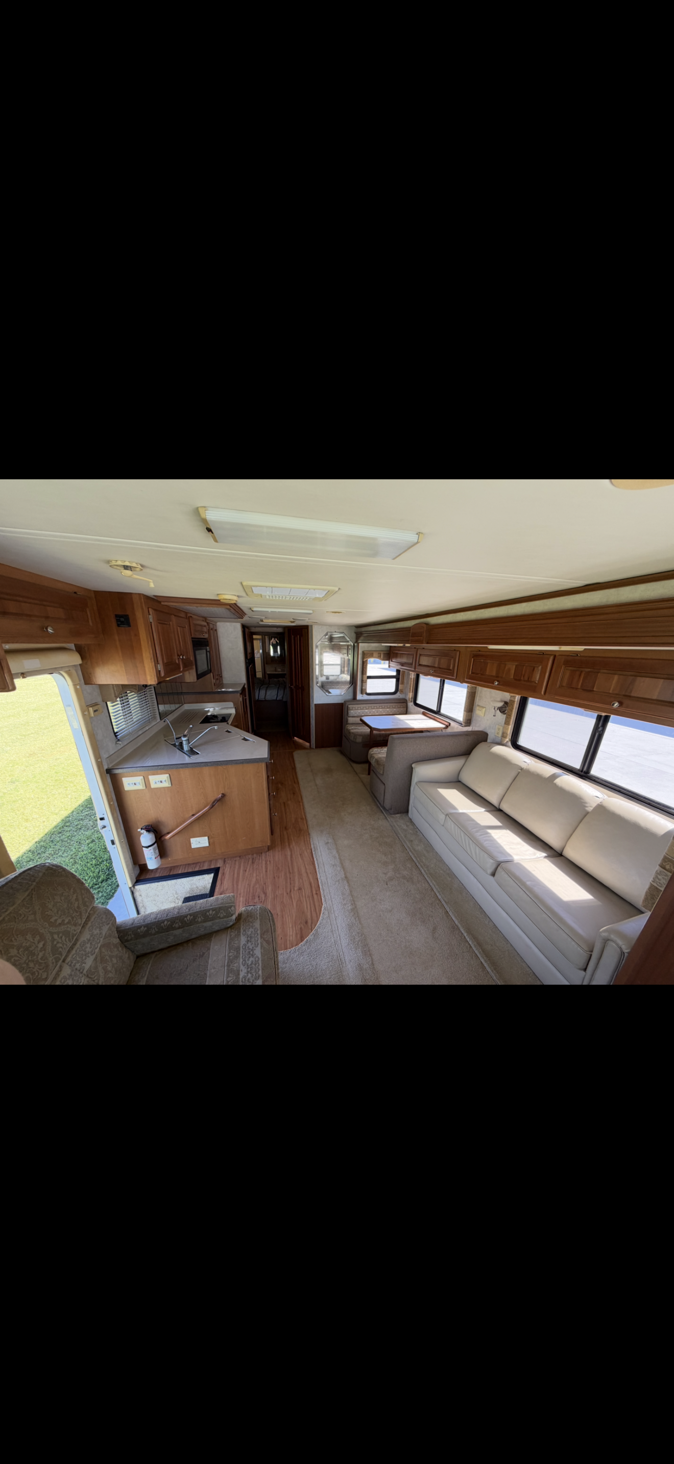 Holiday Rambler 36’