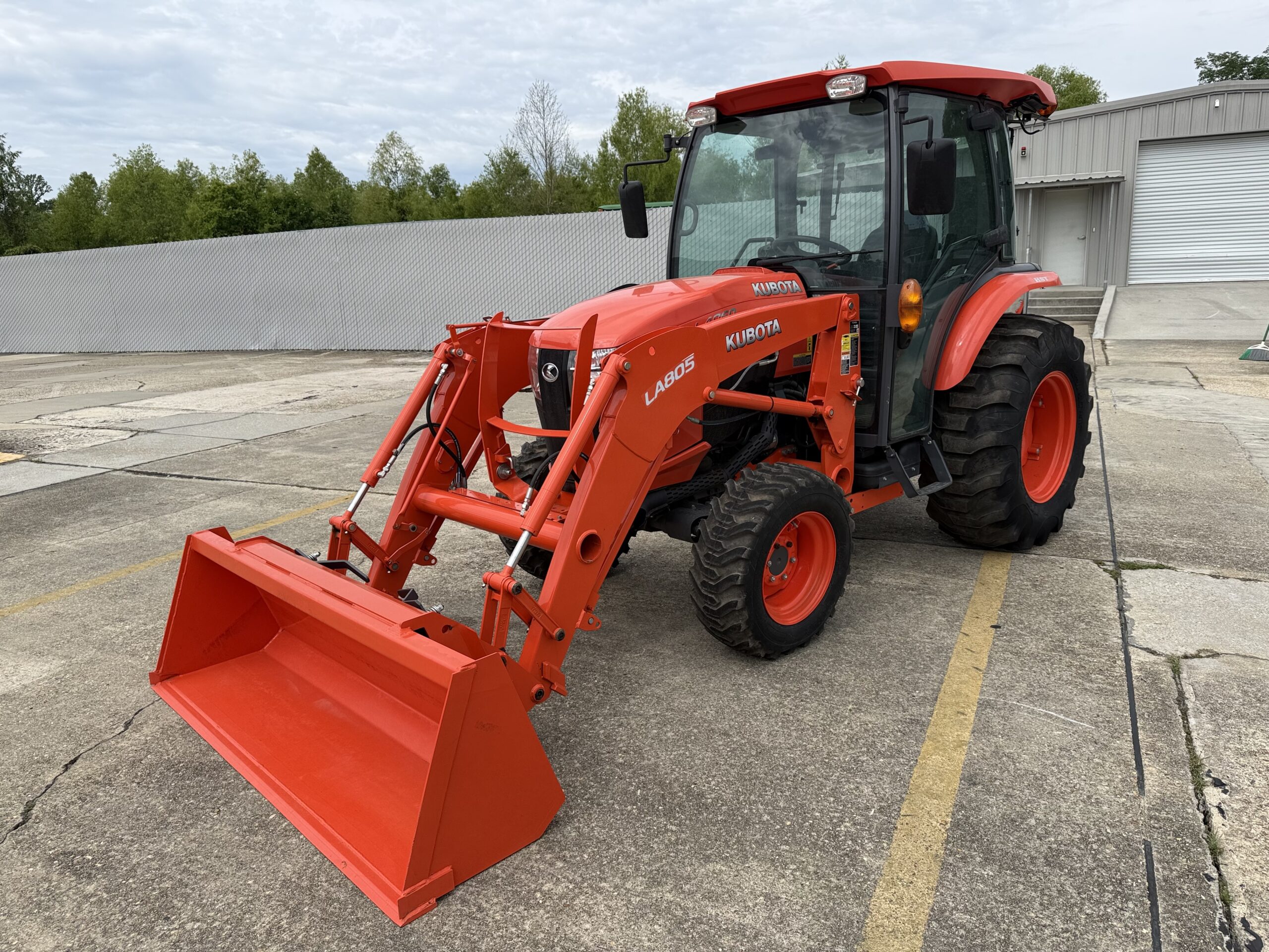 Kubota L4060 CAB/AC Only 14 Hours 42HP Loader HST Like New!