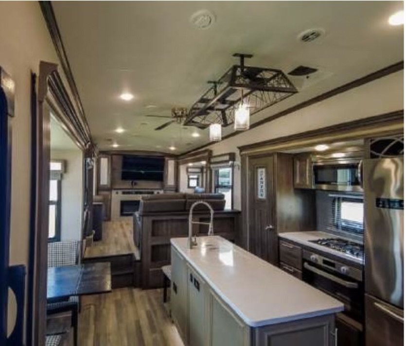 2019 FOREST RIVER CARDINAL LUXURY