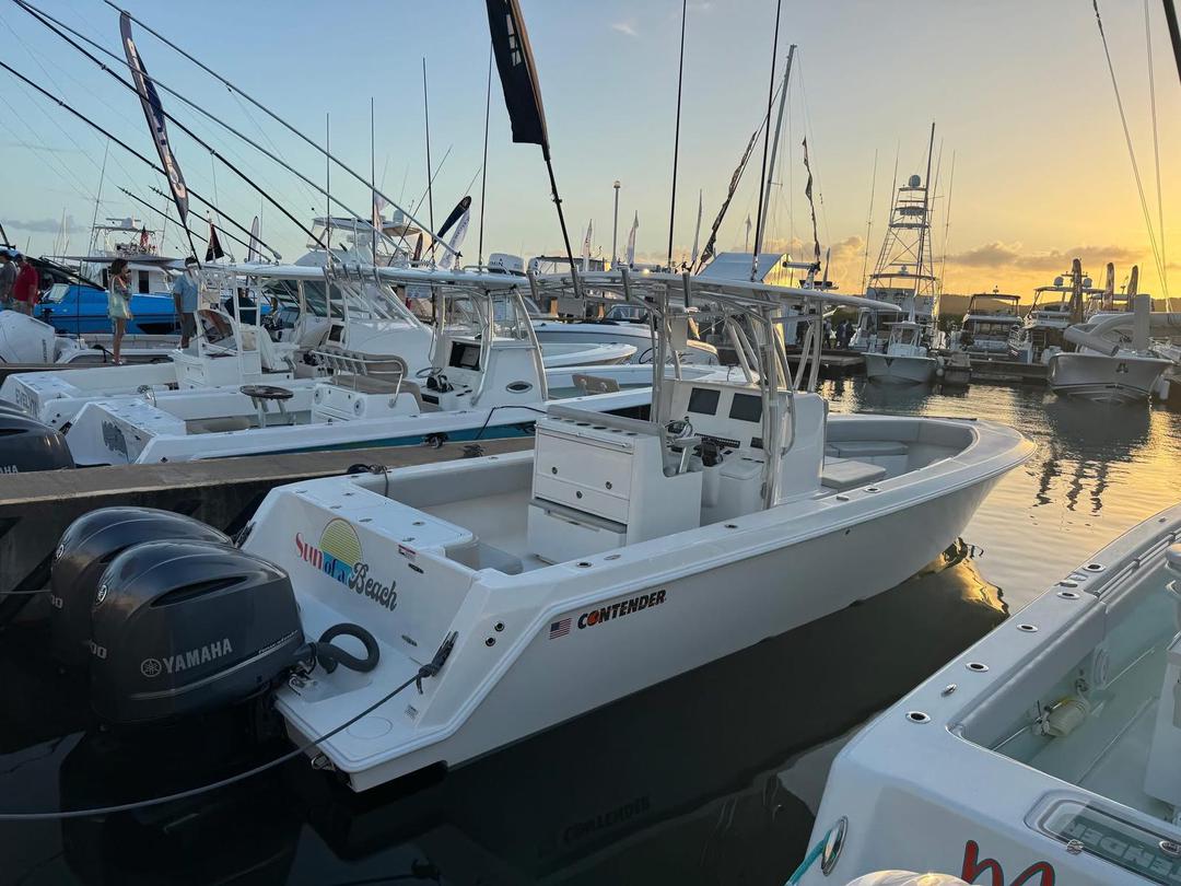 2020 32ST CONTENDER FISHING BOAT