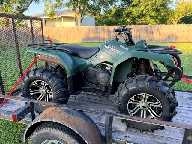 2008 Yamaha Grizzly 350 (Great condition)
