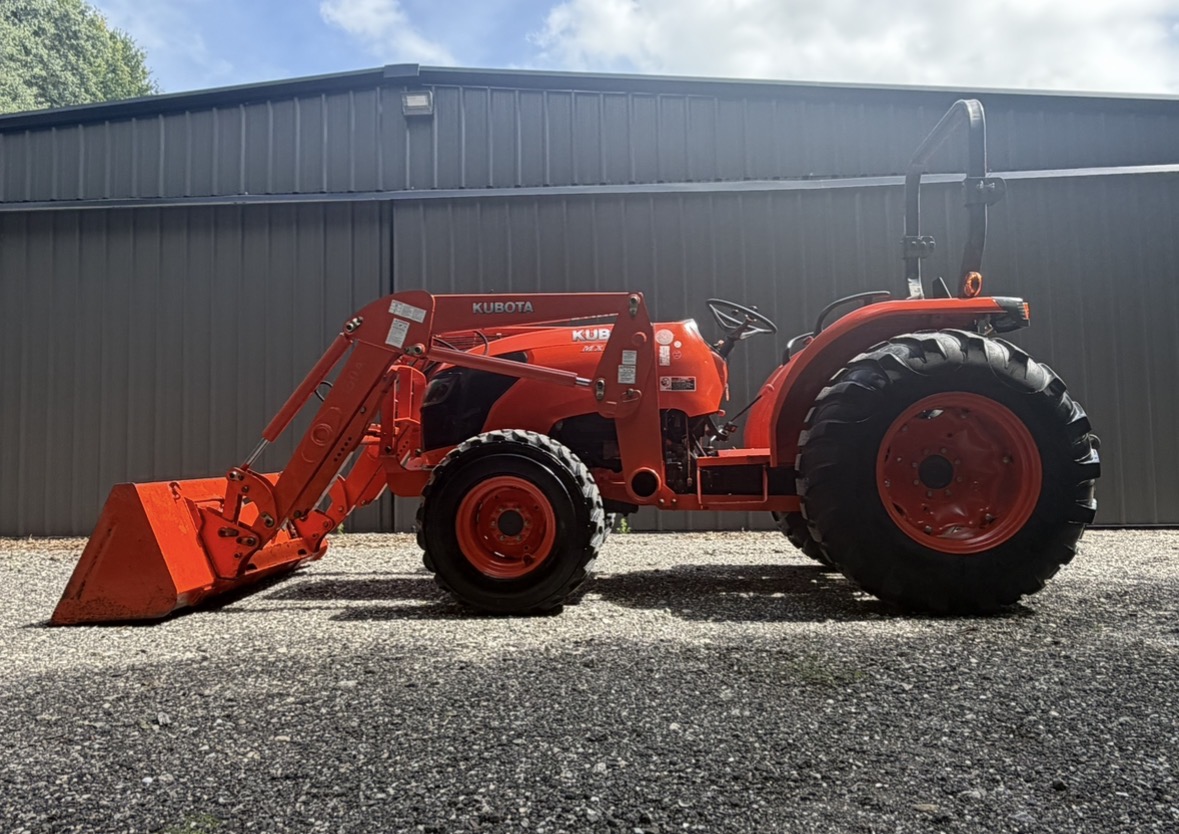 48hp Kubota tractor 200hrs- Bmt, TX