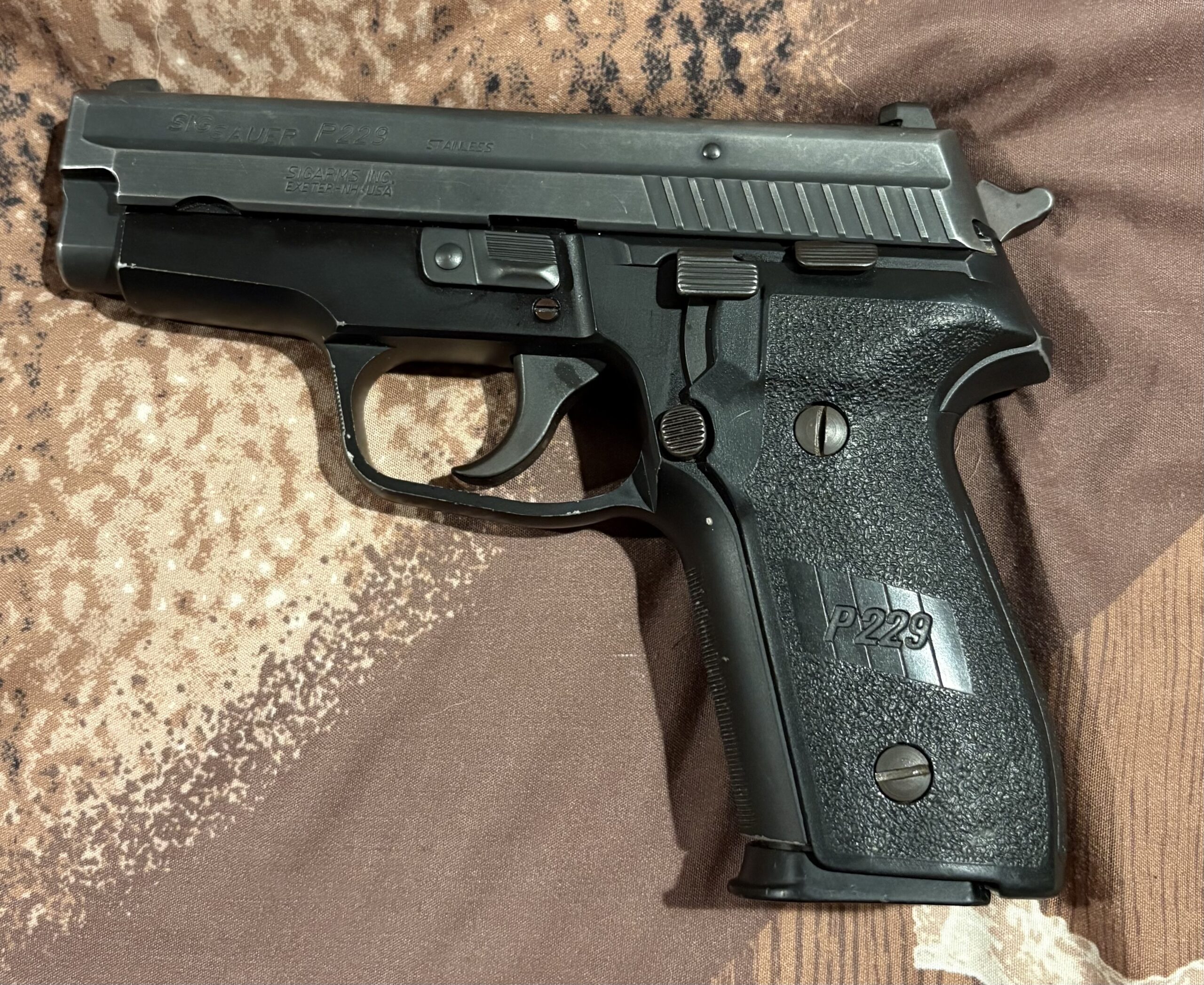 Sig P229 sub compact 40 S&W