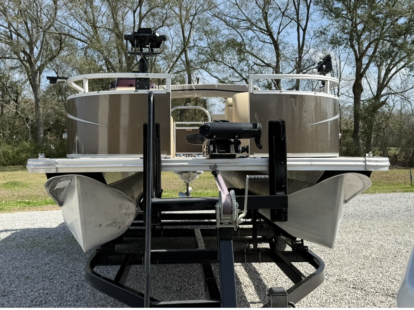 2022 22’ Avalon Pontoon Boat